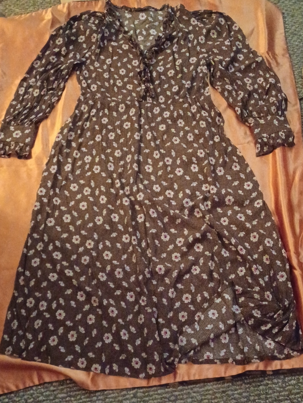French Cottagecore Ditsy Brown Floral Ruffle Neck Dress from Marseilles. Sz L
